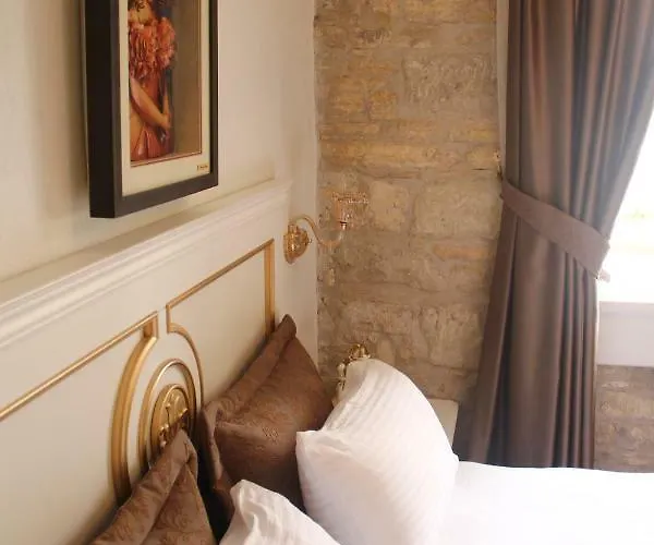 ラルダン ブティック ホテル Çeşme